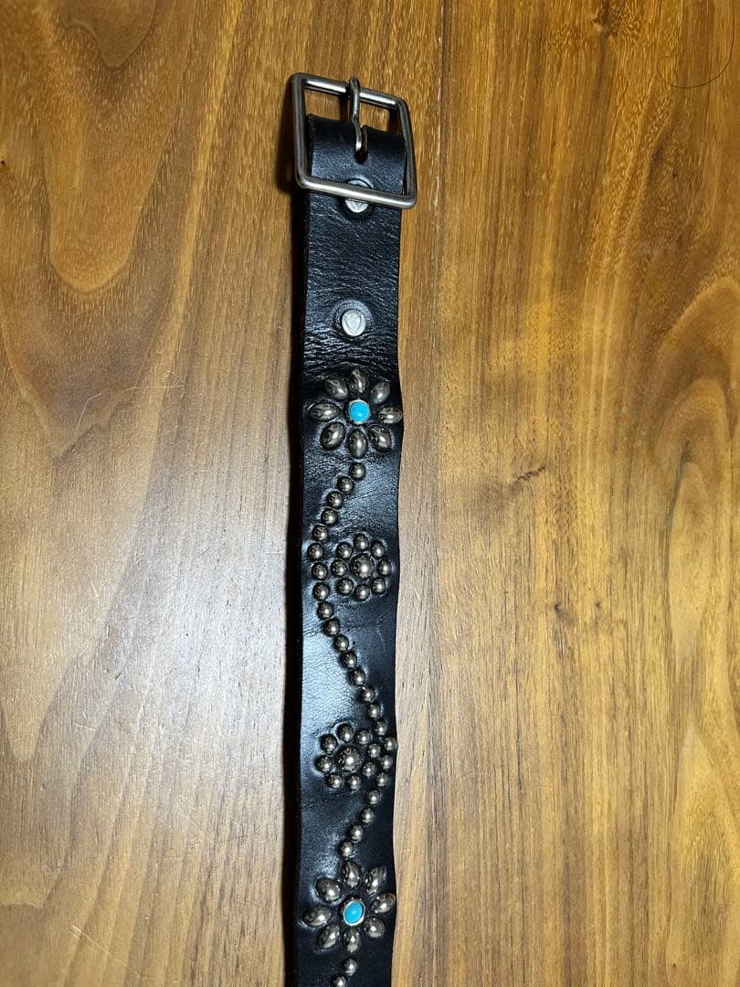 お*す様 HTC Belt 32⭐️HTCターコイズスタッズベルト/財布キムタク