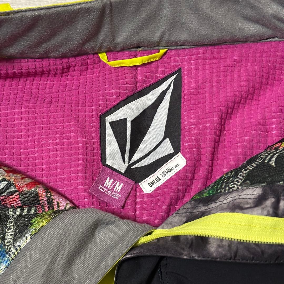 VOLCOM ボルコム　スノーボードウェア　ゴアテックス　GORE-TEX M