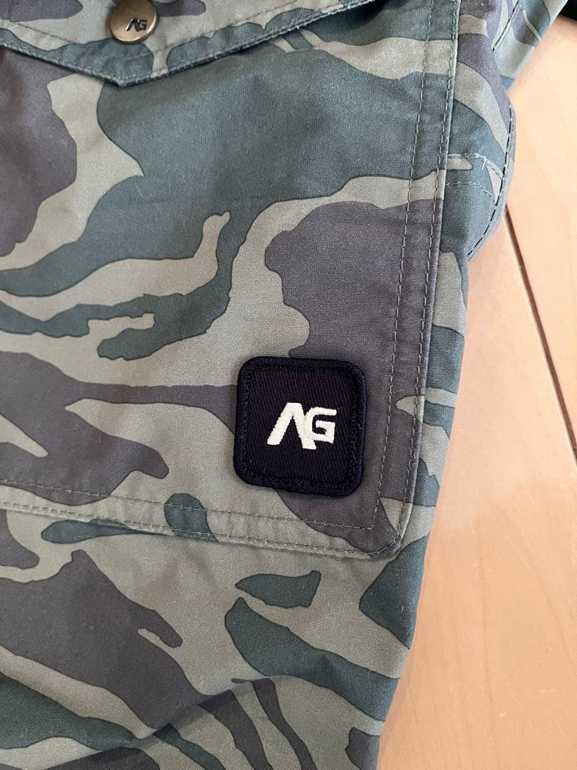 Burton ビブパンツ AG BREAKNECK BIBメンズS 迷彩