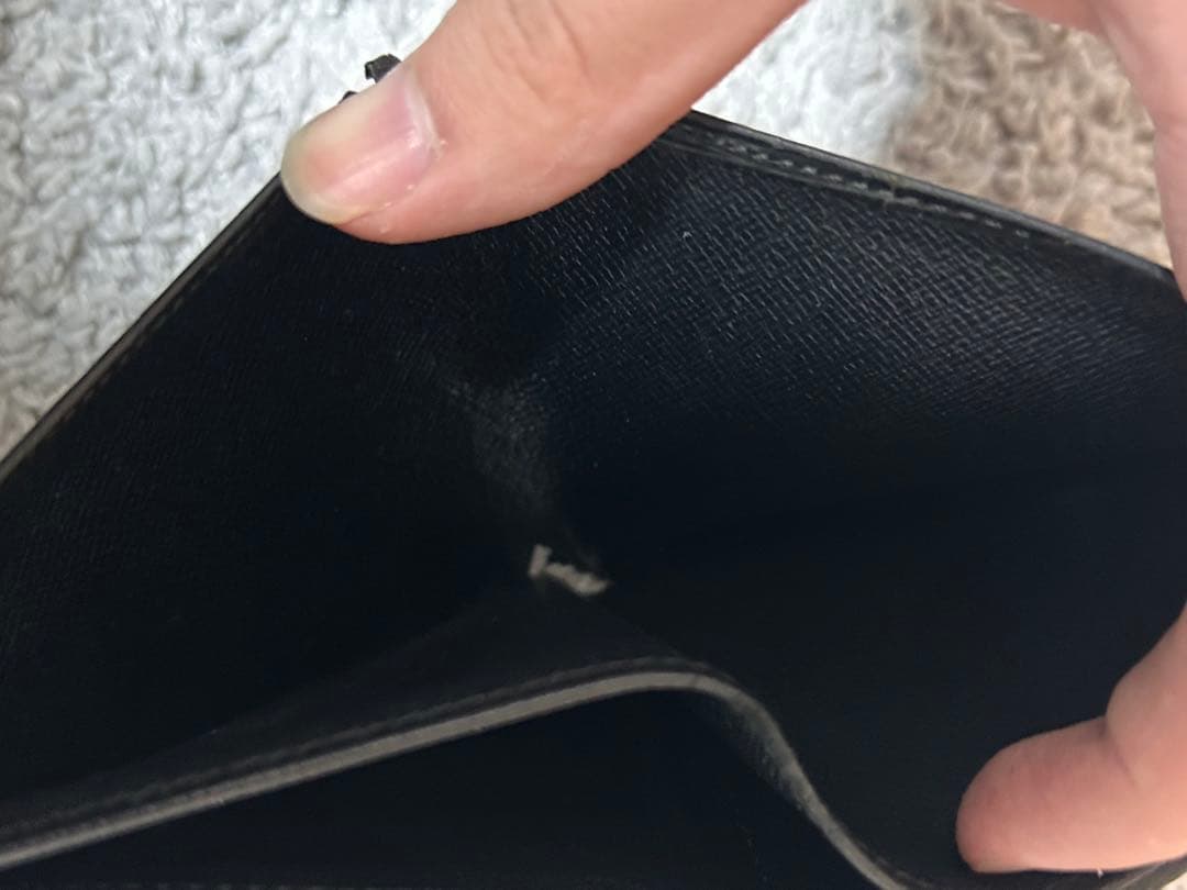 早い者勝ち！！ 「Louis Vuitton 二つ折り財布 ブラック」