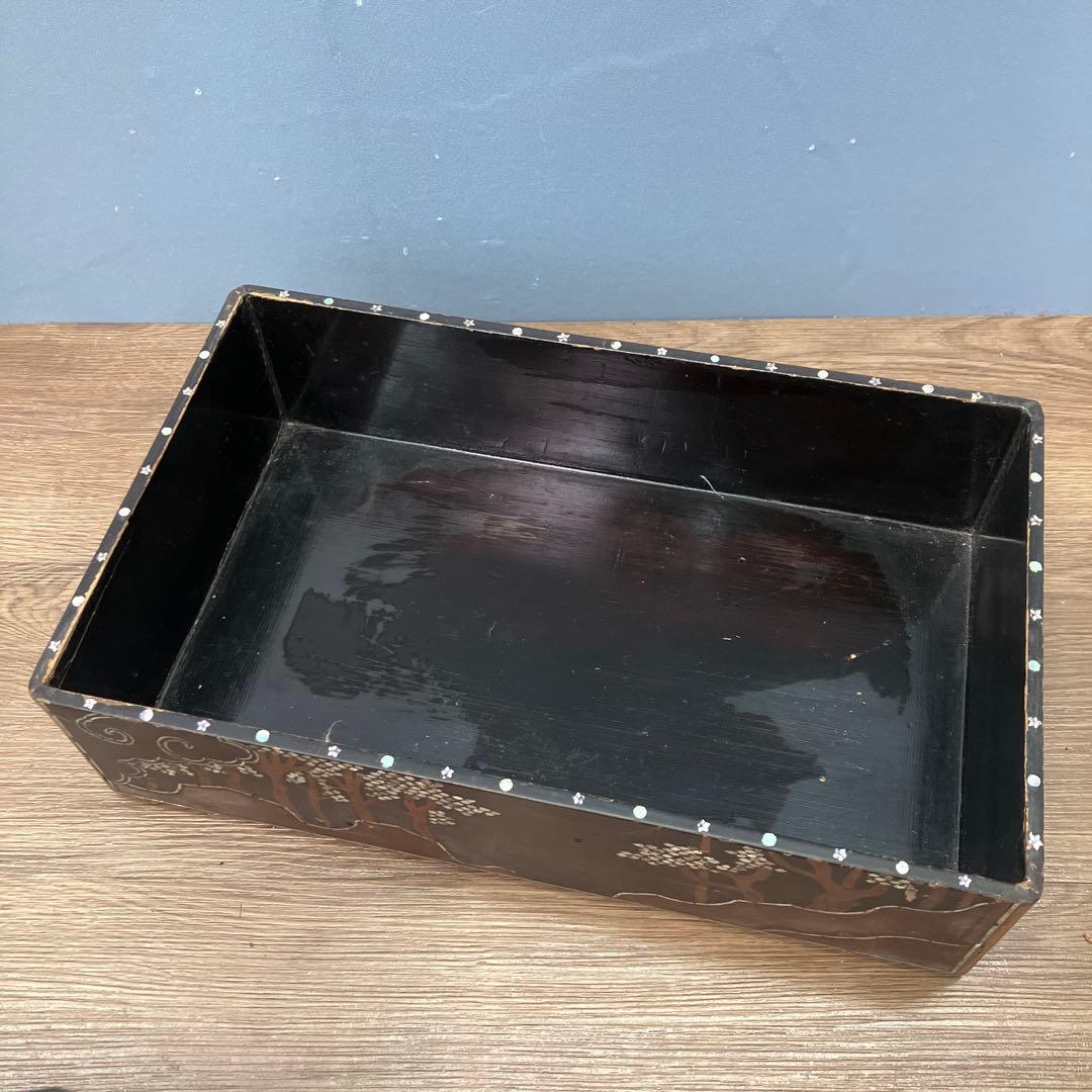 E-3 骨董 アンティーク 螺鈿細工 漆塗 五段重箱 風景人物図 天然木 時代物