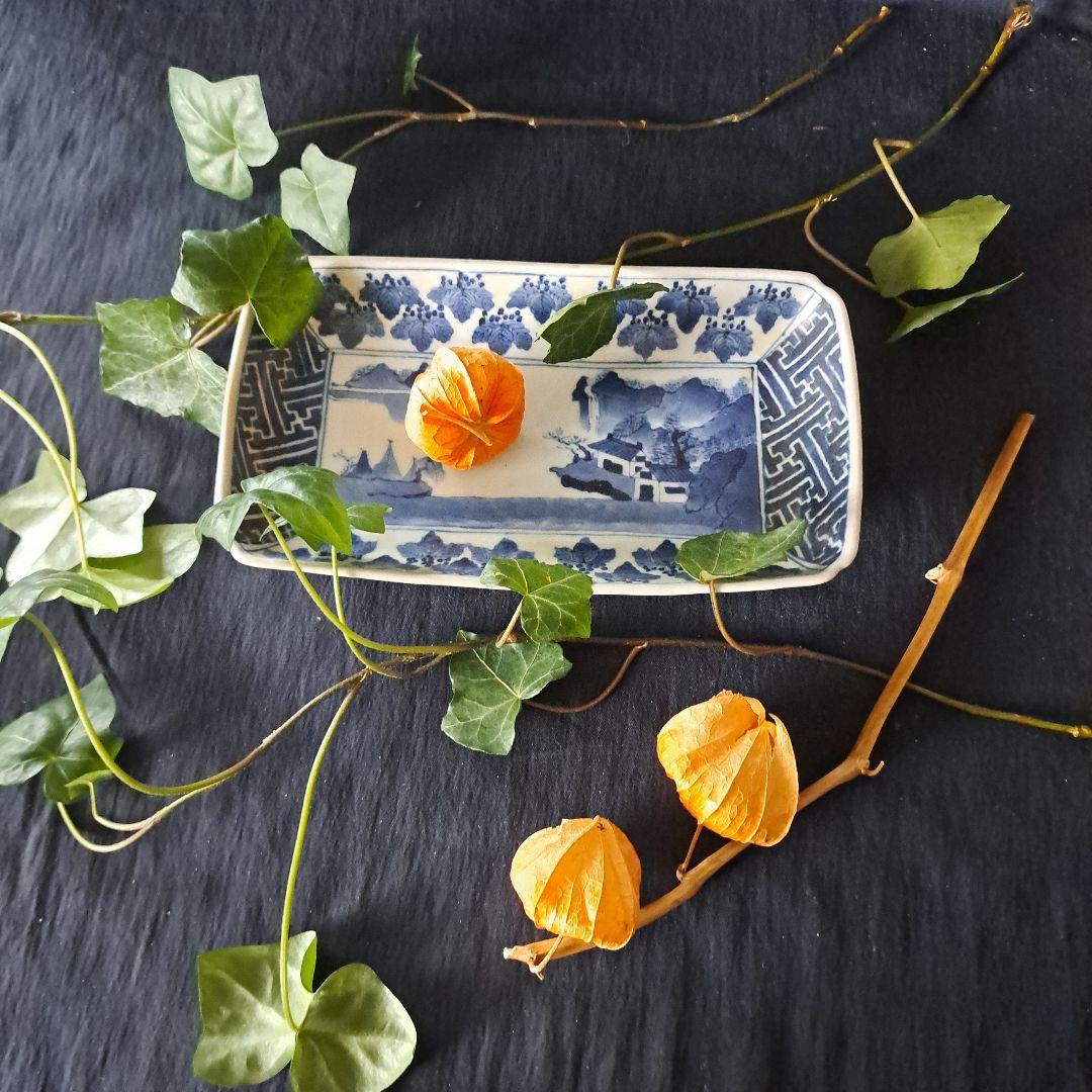 「桐(きり)の葉びっしりの長皿！」古伊万里染付皿(幅21.5cm) 骨董アンティ