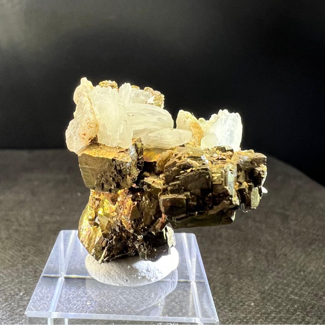 ペルー産　ゴージャス⭐︎カルサイト共生パイライト