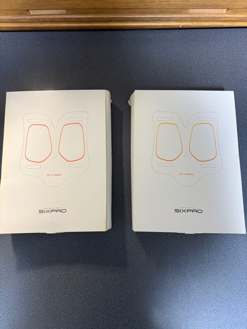 エムティージー シックスパッド アームベルト SP-AR2211F ×2セット