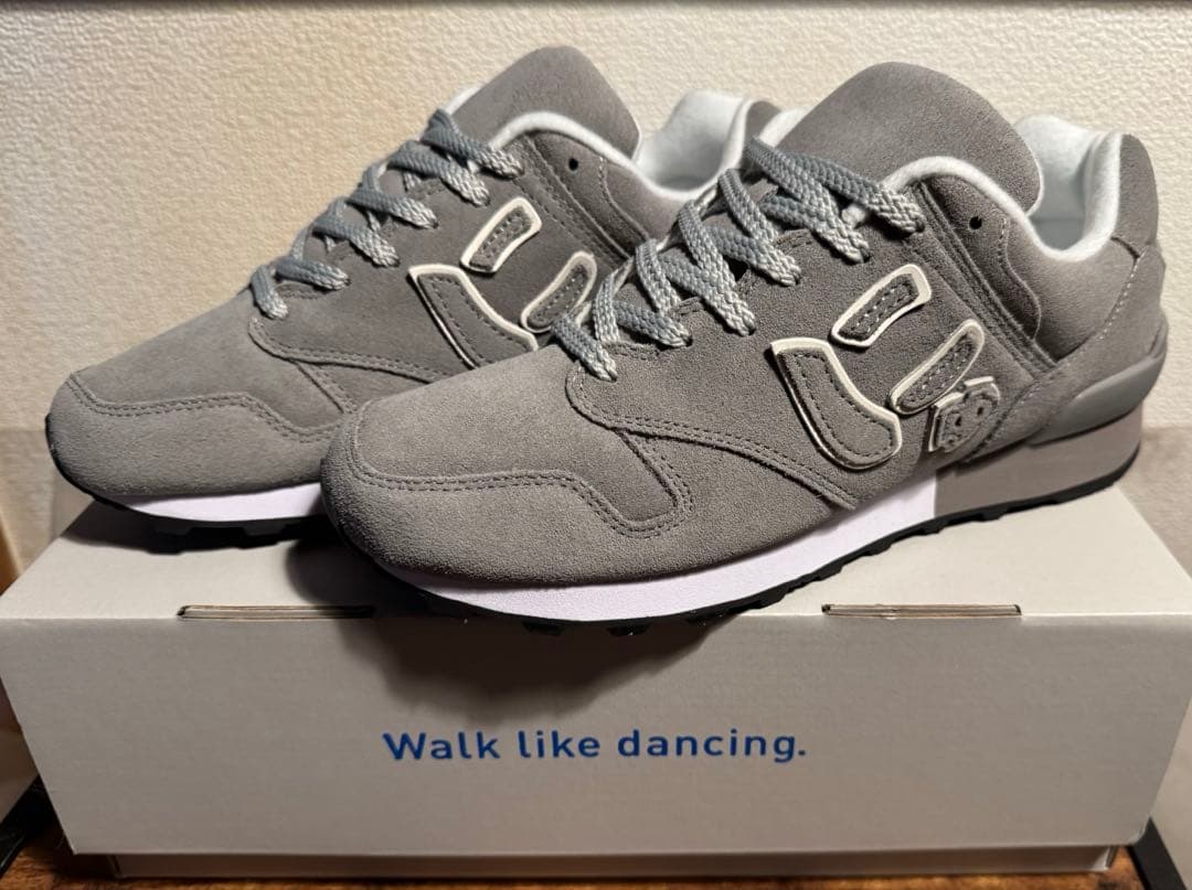 最終値下げ SANGACIO スニーカー 新品　25.0cm グレー