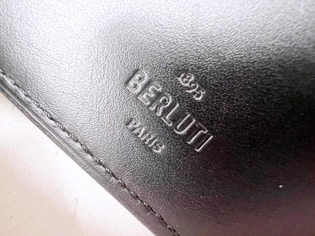 Berluti　ベルルッティ　フィギュア　スクリットレザー　マネークリップ