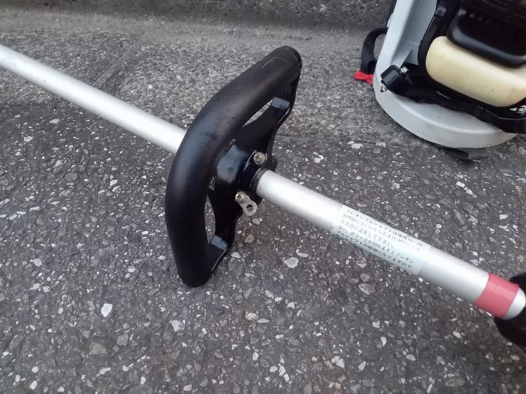 共立　KIORITZ　キョーリツ　背負い式　エンジン刈払機　草刈機RMA2611