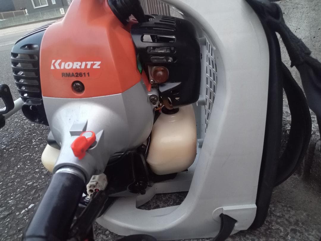 共立　KIORITZ　キョーリツ　背負い式　エンジン刈払機　草刈機RMA2611