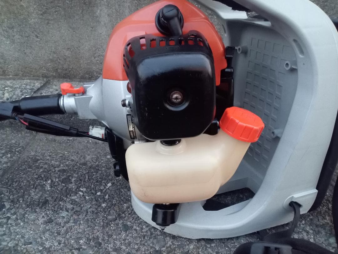 共立　KIORITZ　キョーリツ　背負い式　エンジン刈払機　草刈機RMA2611