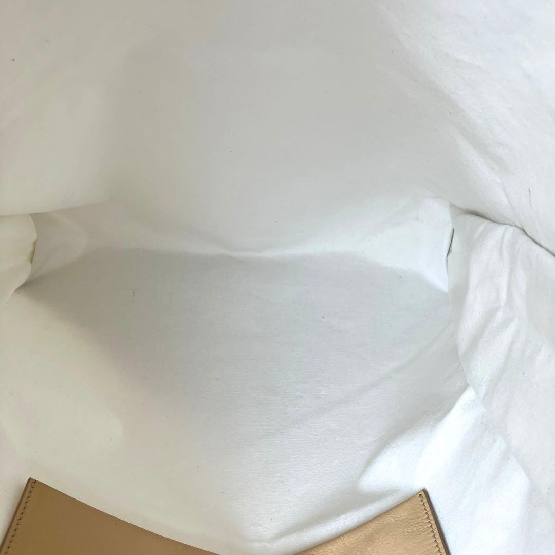 Acne studios アクネ オイルクロス シャイニートートバッグ ベージュ