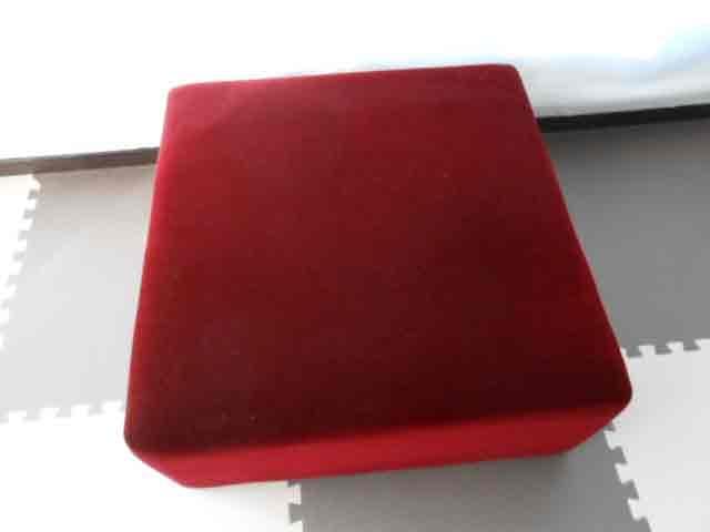 ベロアのオットマン スツール 足置き台 1人掛椅子