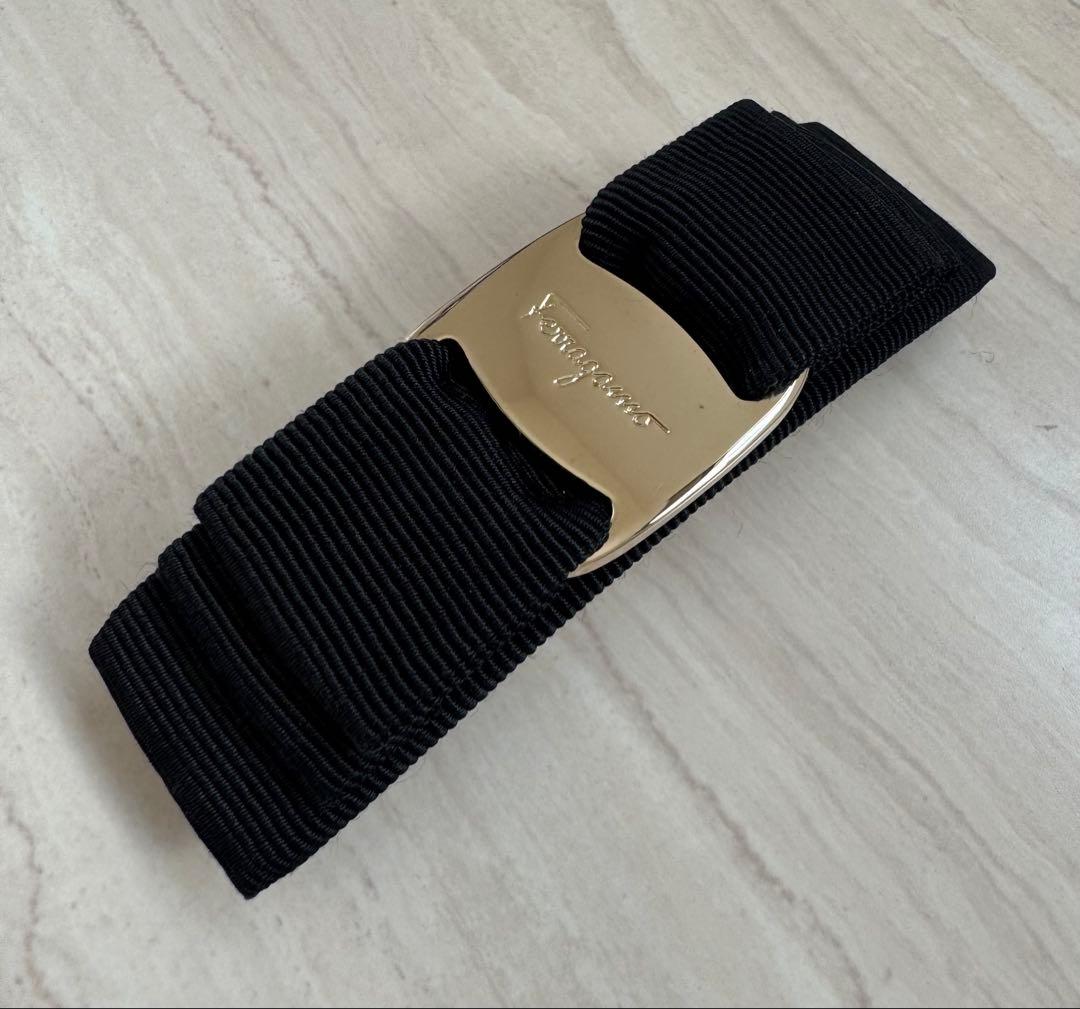 フェラガモ Ferragamo バレッタ　ブラック