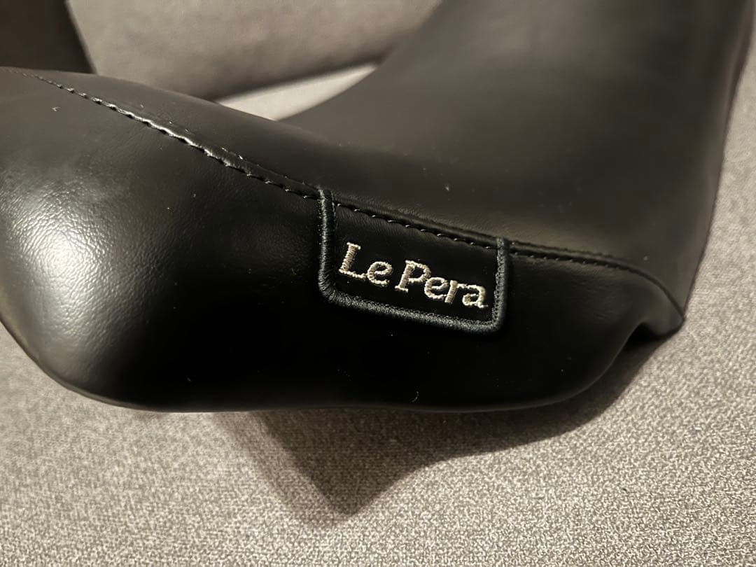 値下げしました‼️Le Pera 黒 ダイナ用　スリムバイクシート　LK-001