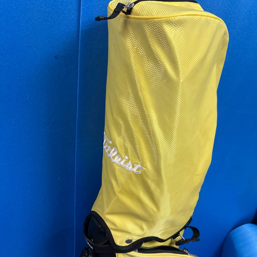 Titleistスタンド式キャディーバッグ