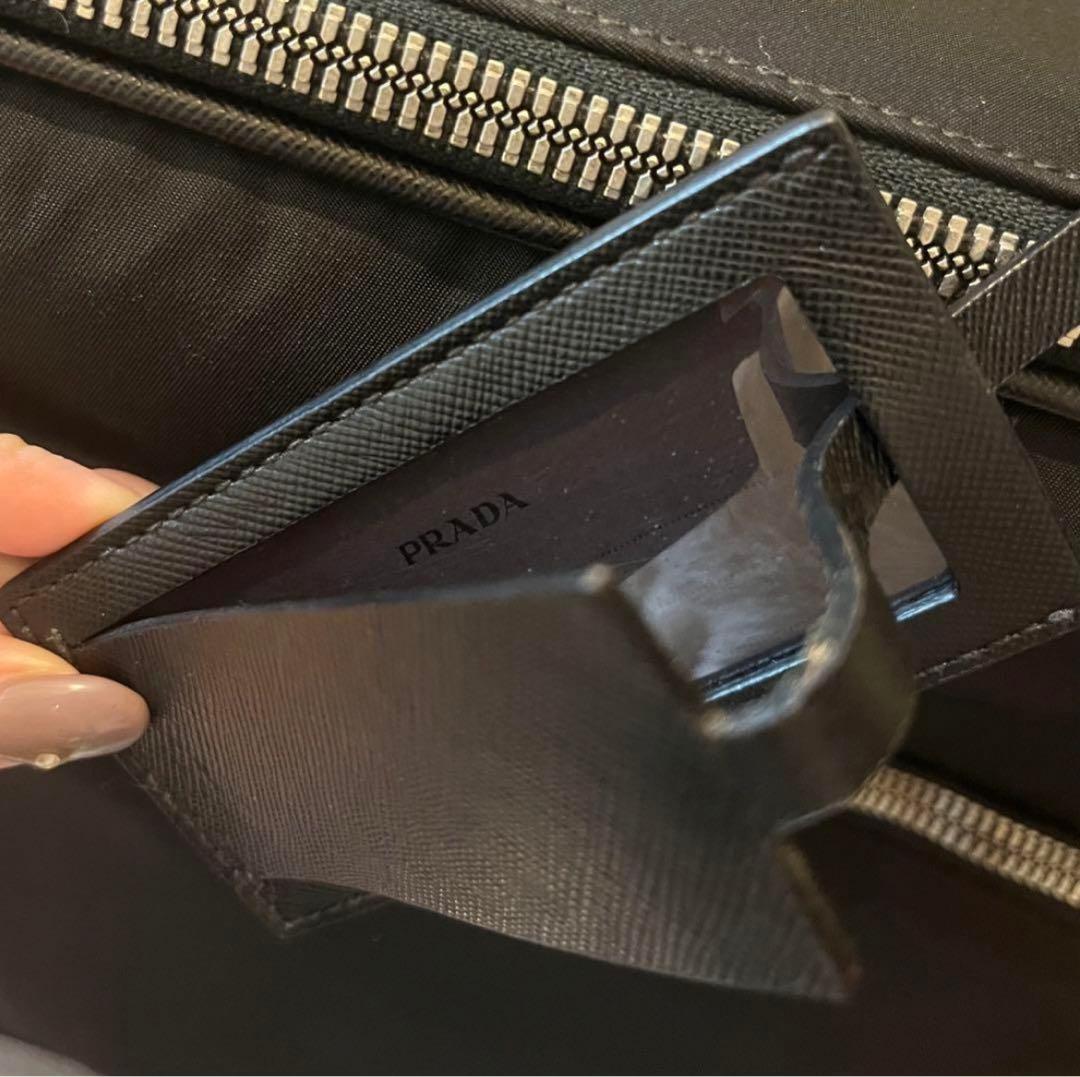 プラダ　キャリーケース