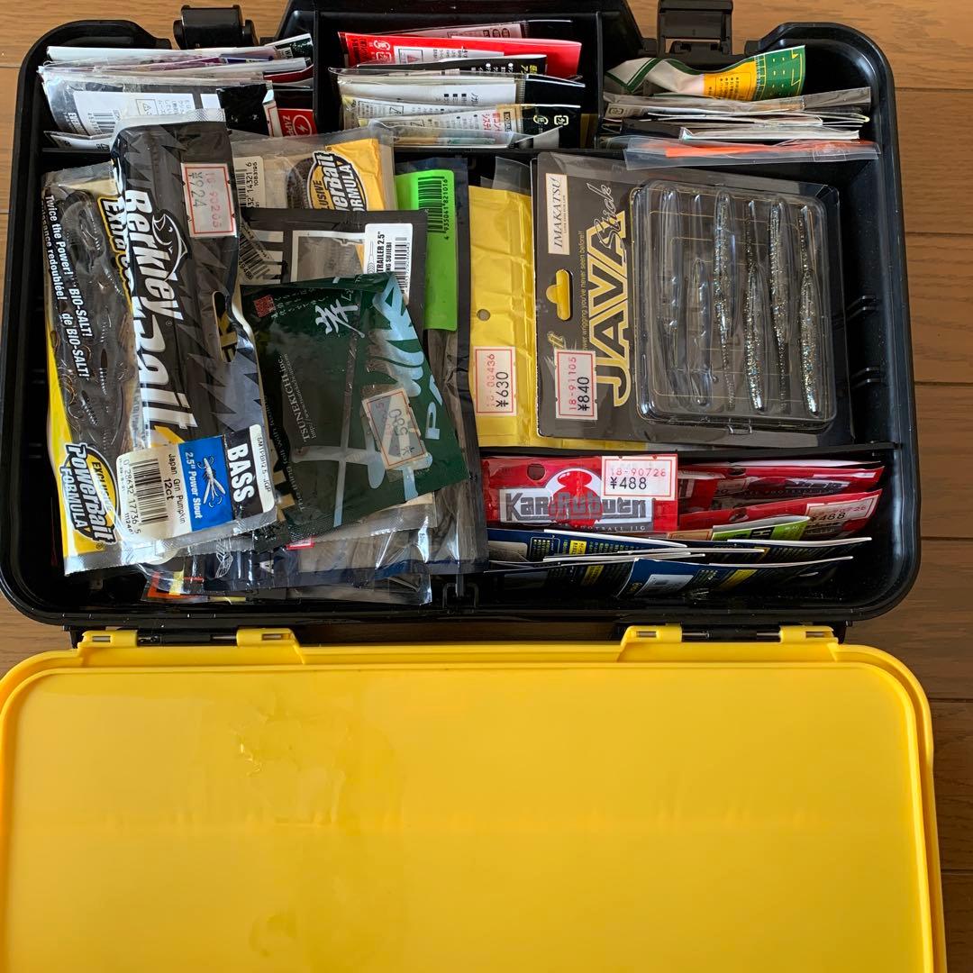 バス釣り引退BOXセット　おまけ新品未使用スピナーベイト 5枚付き