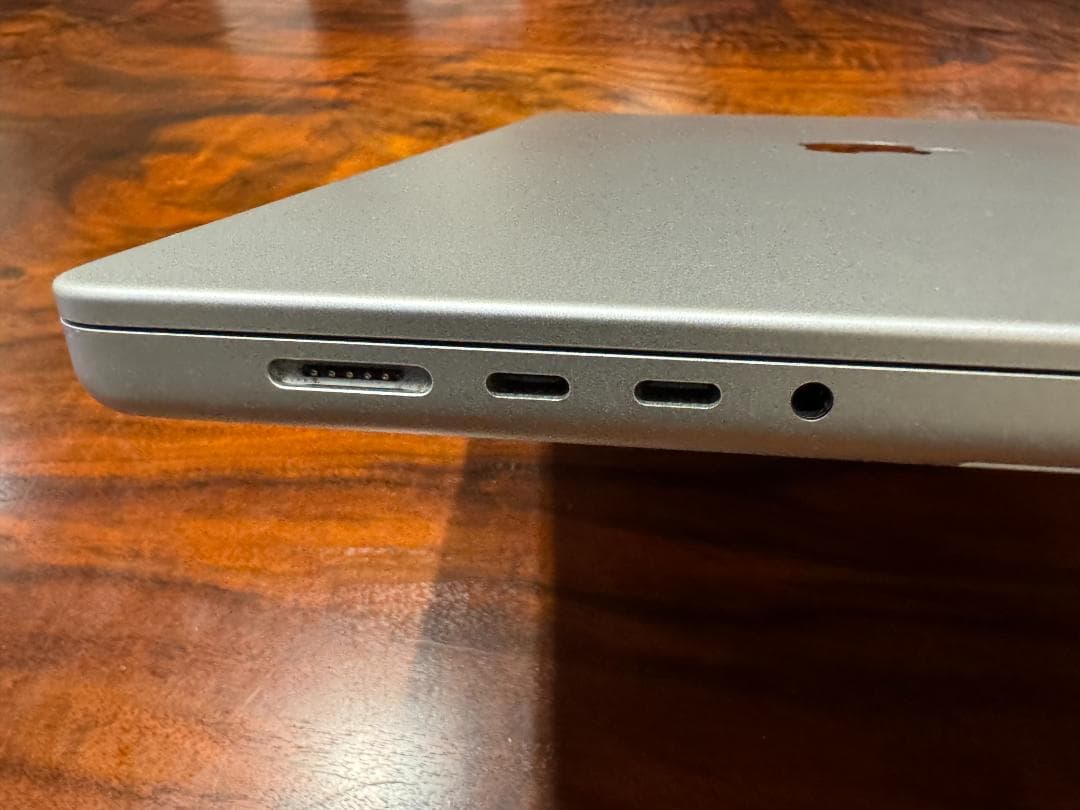 【美品】値下げ！MacBookPro M2Max 16inch 32GB 1TB