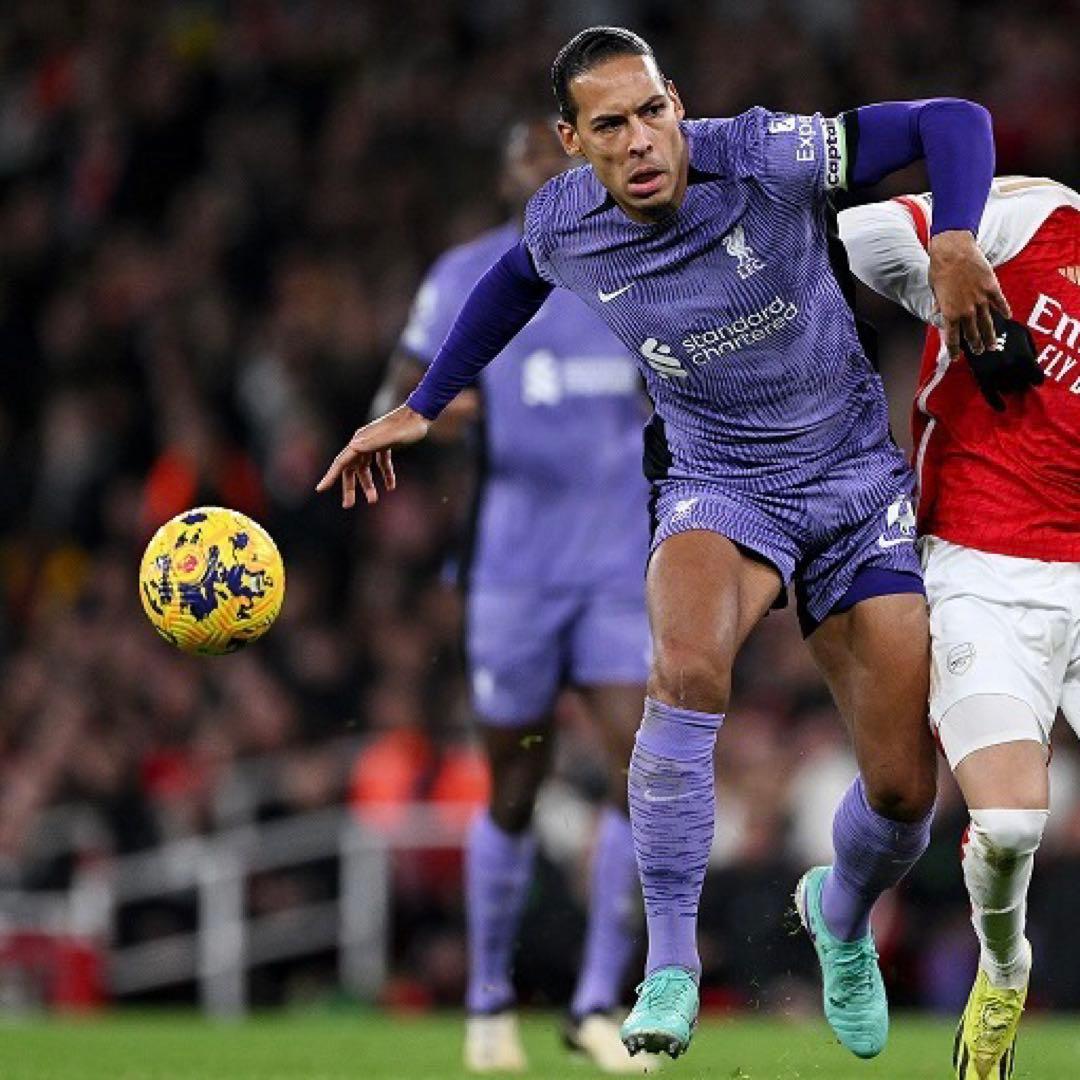 【正規品】ファンダイク　リバプール　サード　ユニフォーム　セットアップ