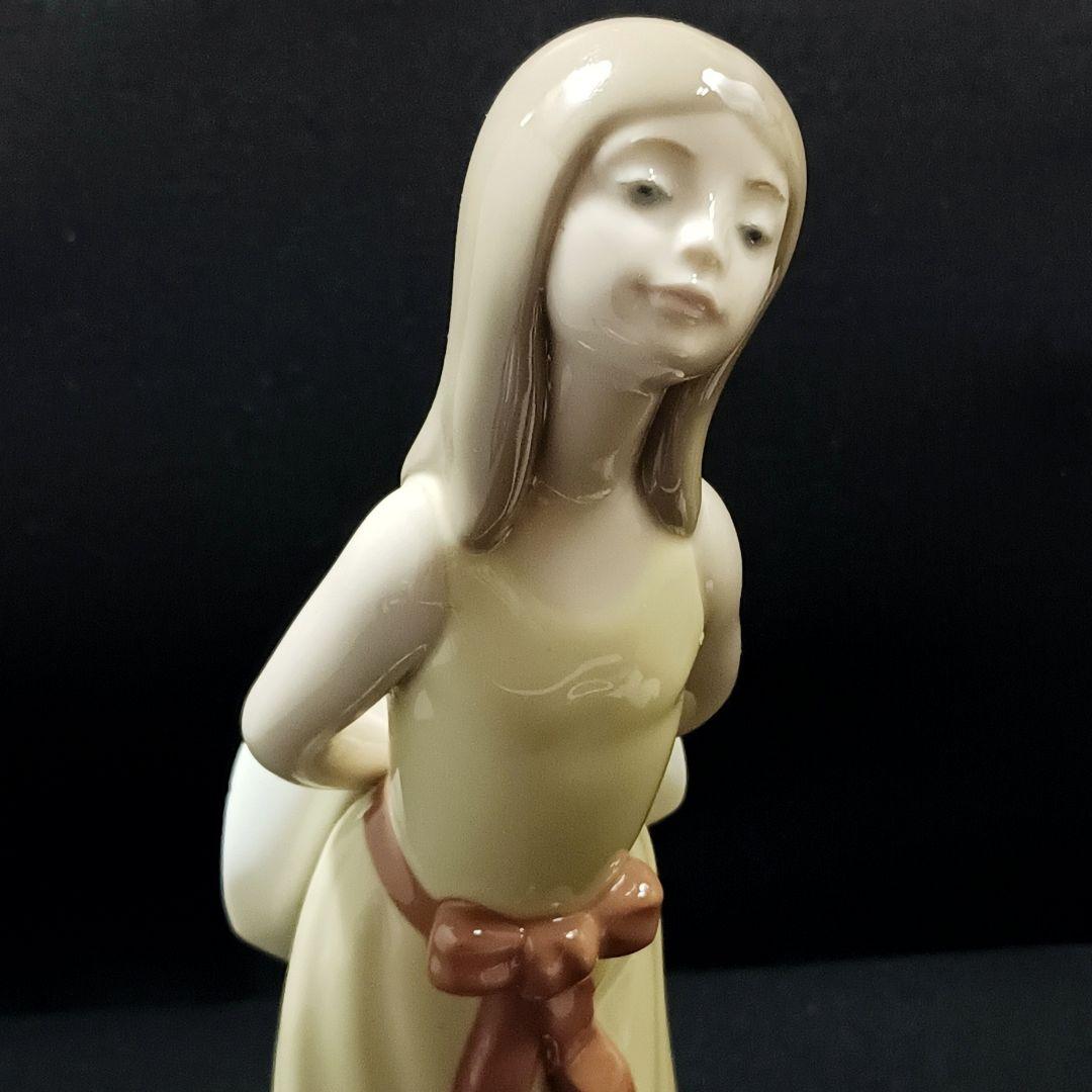 【美品】リヤドロ いたずらな少女 フィギュリン 陶器人形 置物