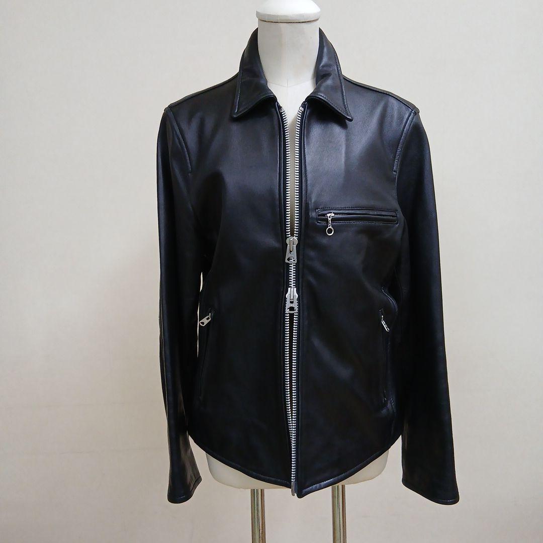 レトログレード襟つきシングルライダースシープスキン