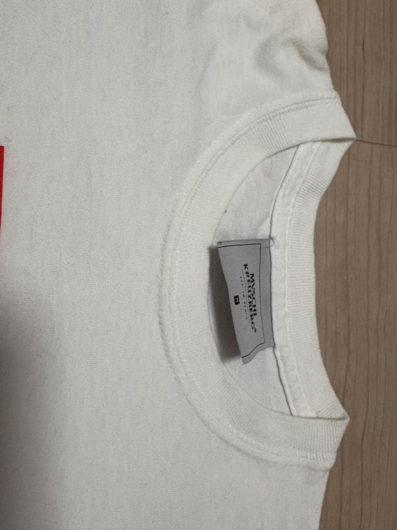 muschikreuzberg supreme チャリティBOXlogo tee