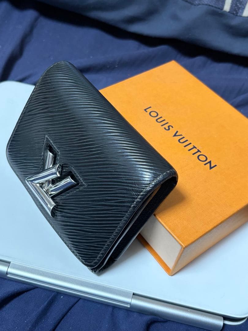 【最終価格】LOUIS VUITTON エピ ポルトフォイユ ツイスト