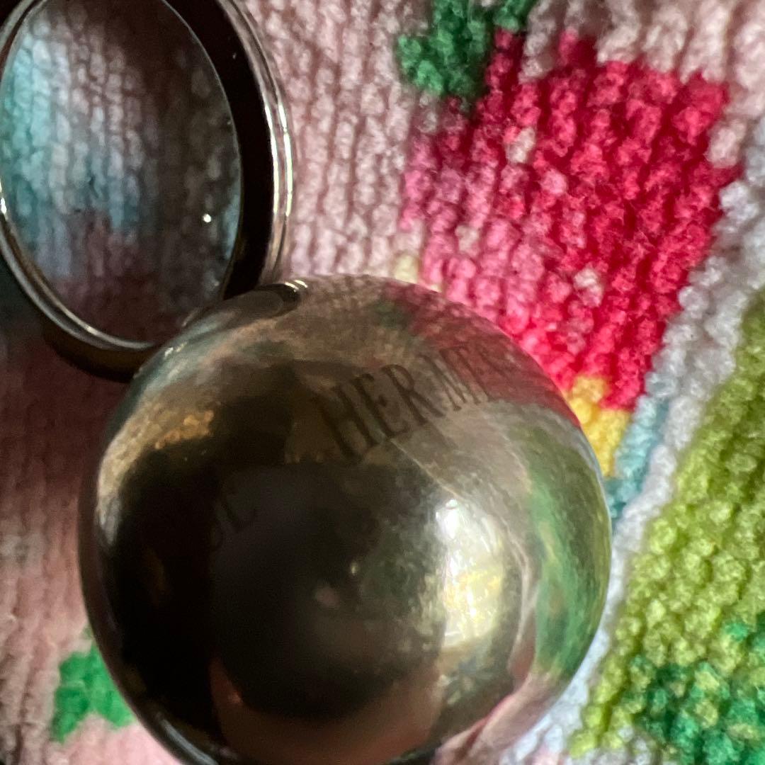 エルメスの珍しい鈴