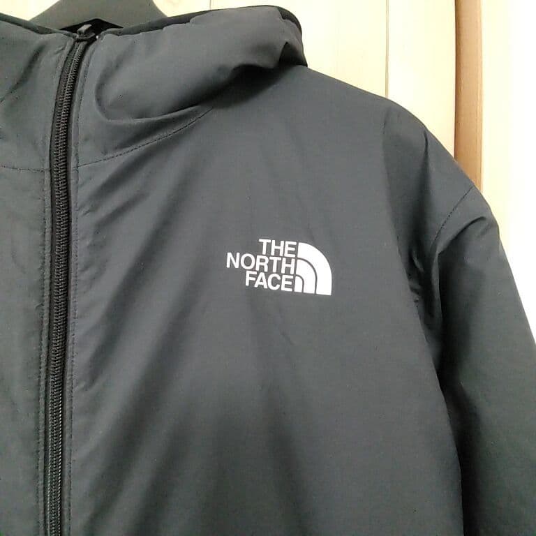 THE NORTH FACE リバーシブルテックエアーフーディ