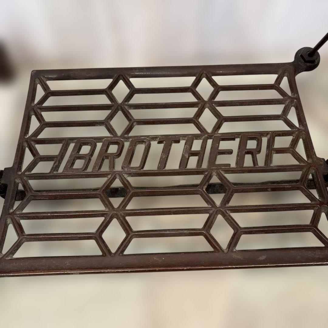 BROTHER 足踏みミシン フレーム