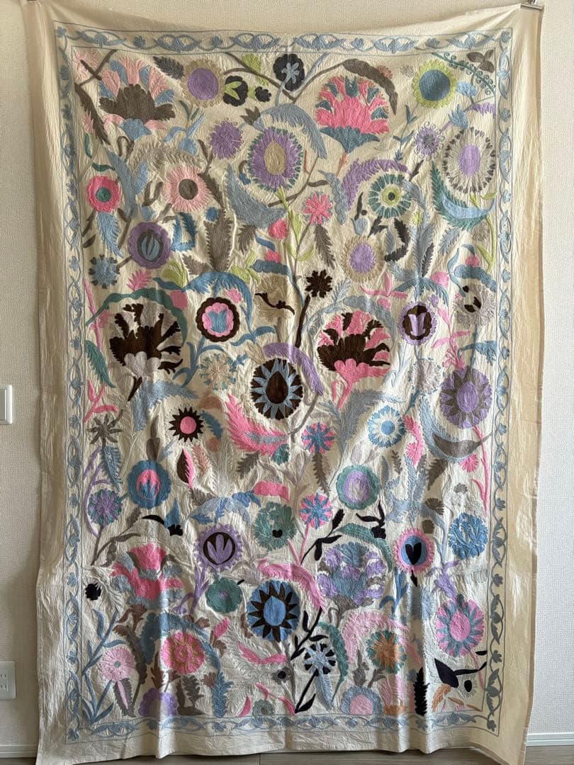 「新品未使用」　スザニ刺繍　スザニ　インドスザニ　手刺繍　インド　一点もの