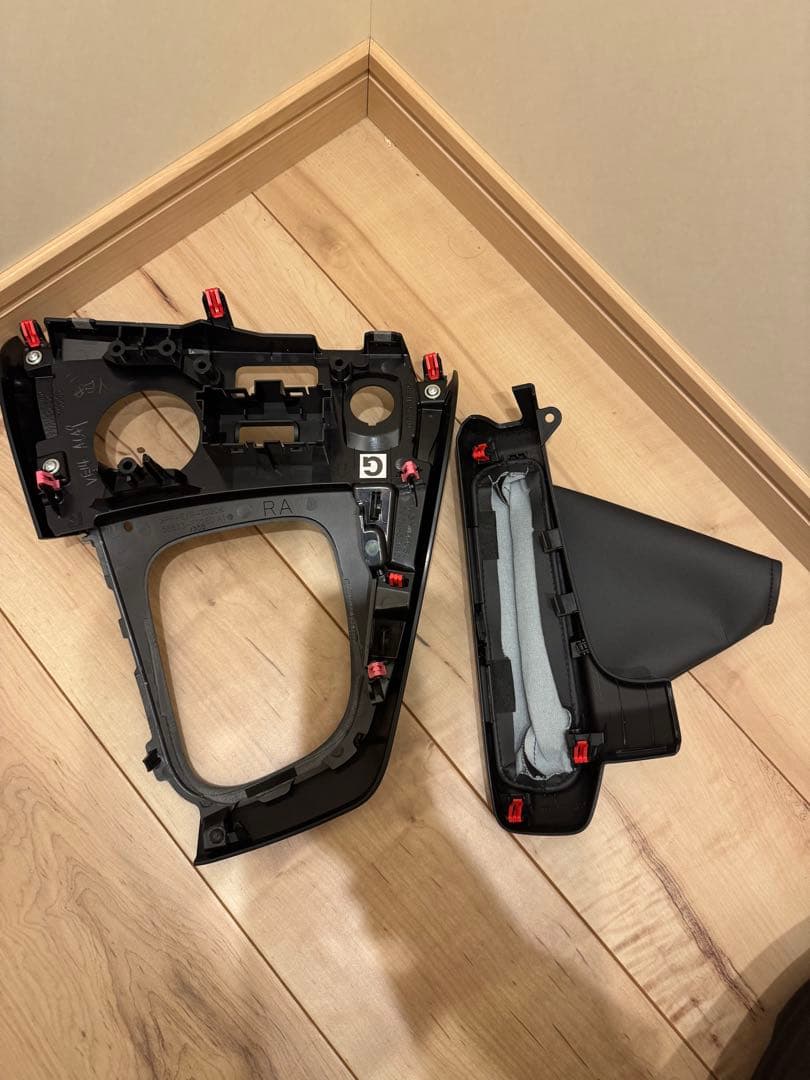 GRヤリス縦引き純正センターコンソールカバー、サイドブレーキカバー、ブーツ3点