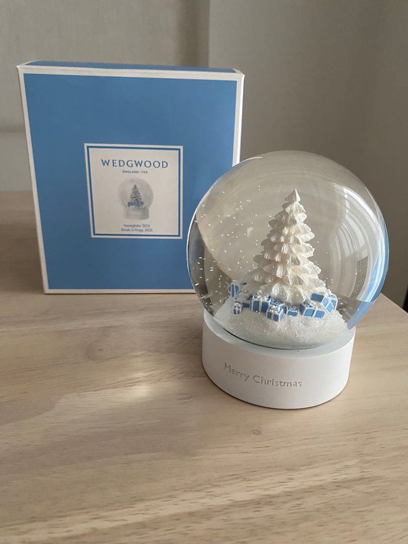 ウェッジウッド　クリスマス　スノーグローブ　新品未使用
