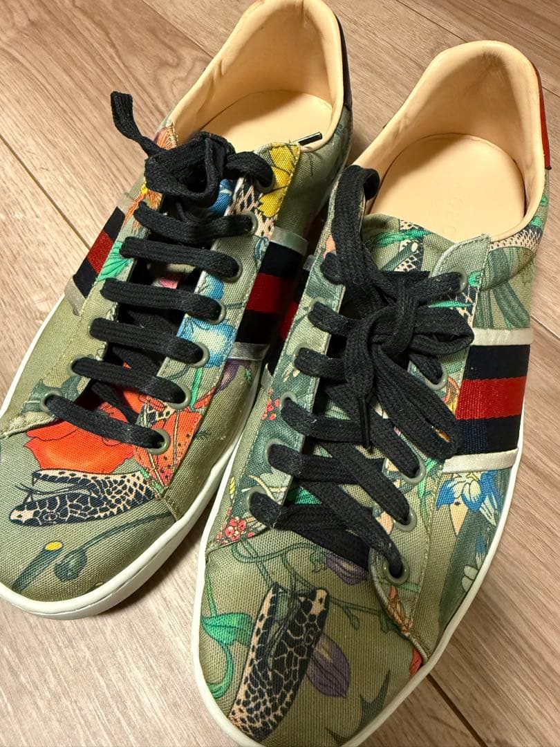 GUCCI カラフル花柄 スニーカー