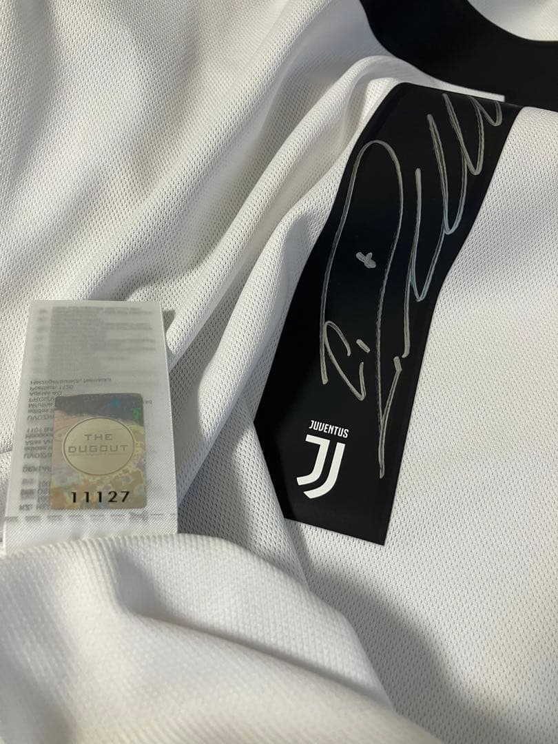 ロナウド サイン ユベントス18/19 thedugout