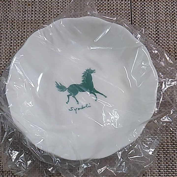 シンボリルドルフ　皿11枚セット