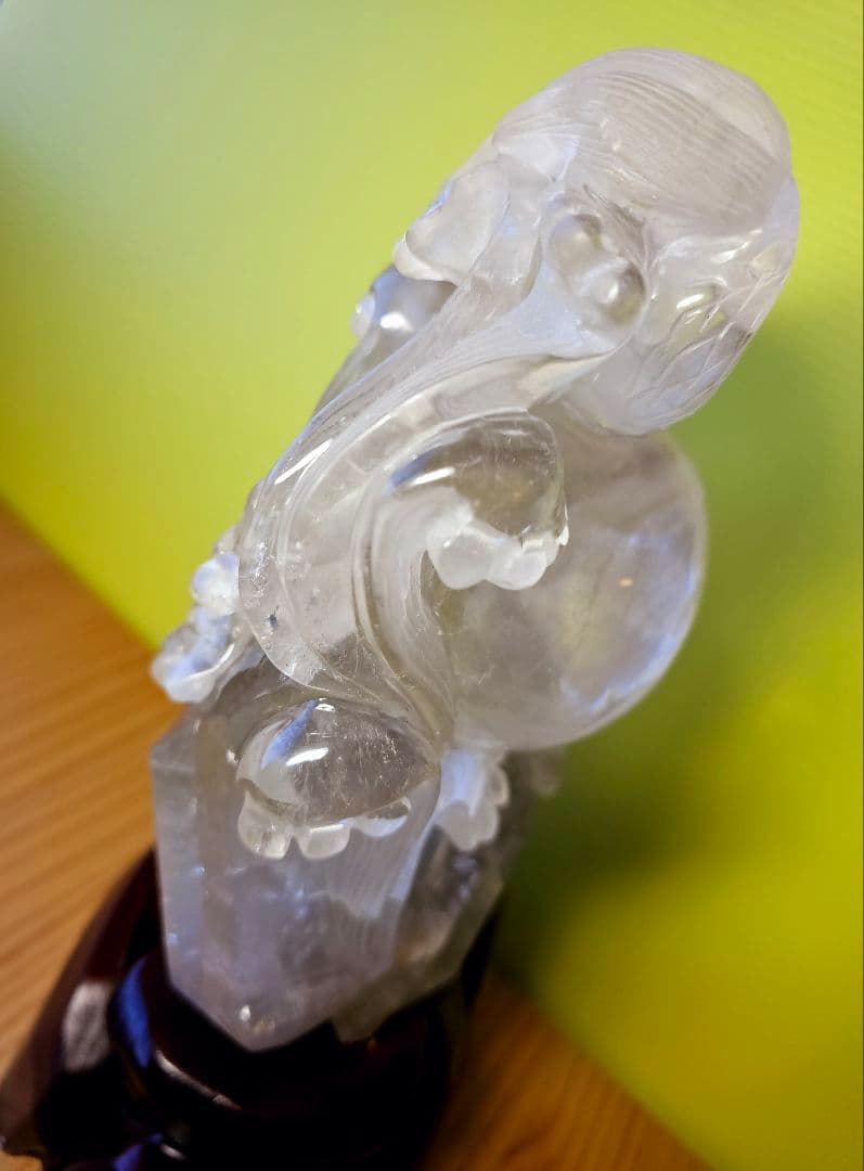 超巨大‼️虹入り✡️マニカラン産 龍神水晶とゴールドルチル丸玉の2点セット