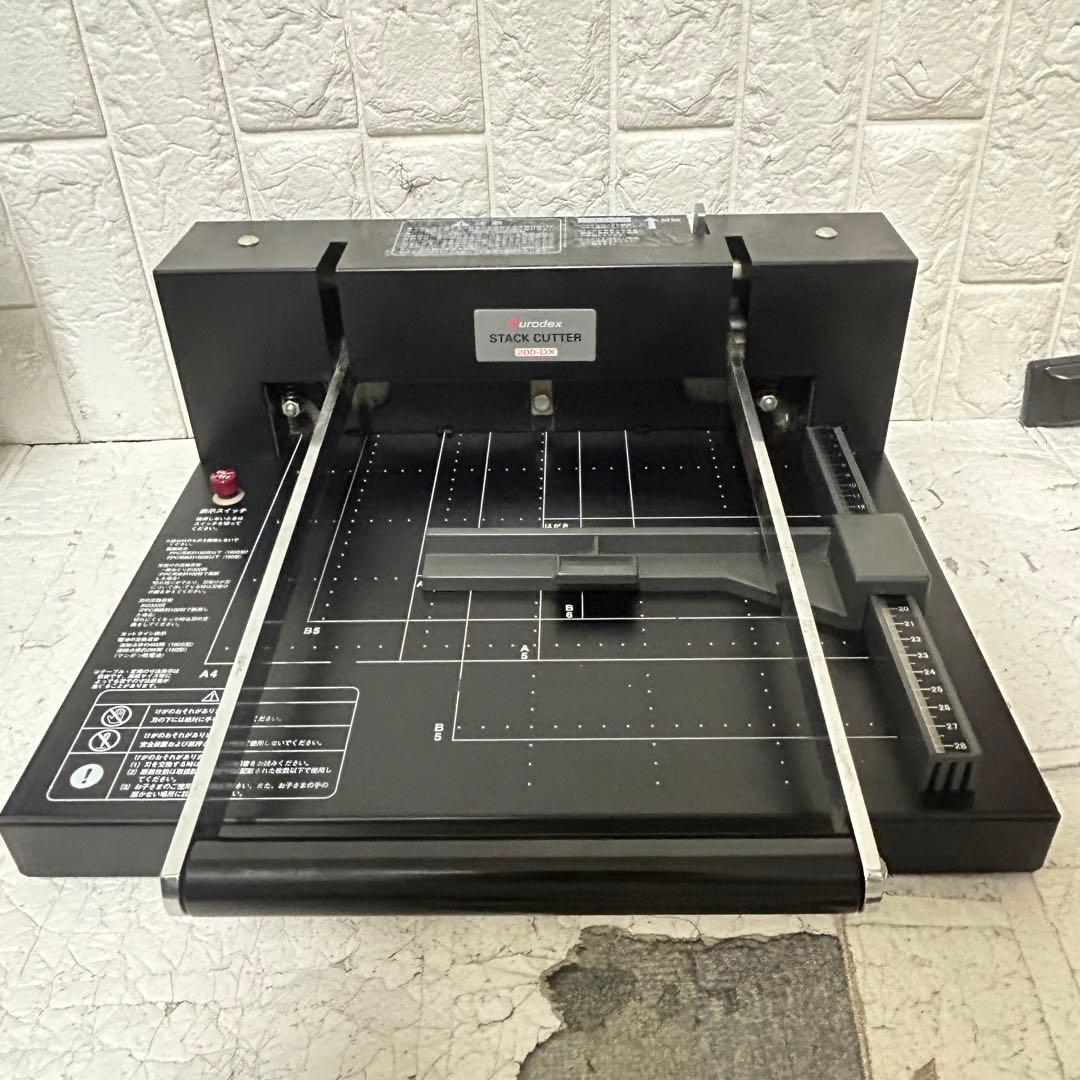 DURODEX 自炊裁断機 ブラック 200DX　コンパクト裁断機