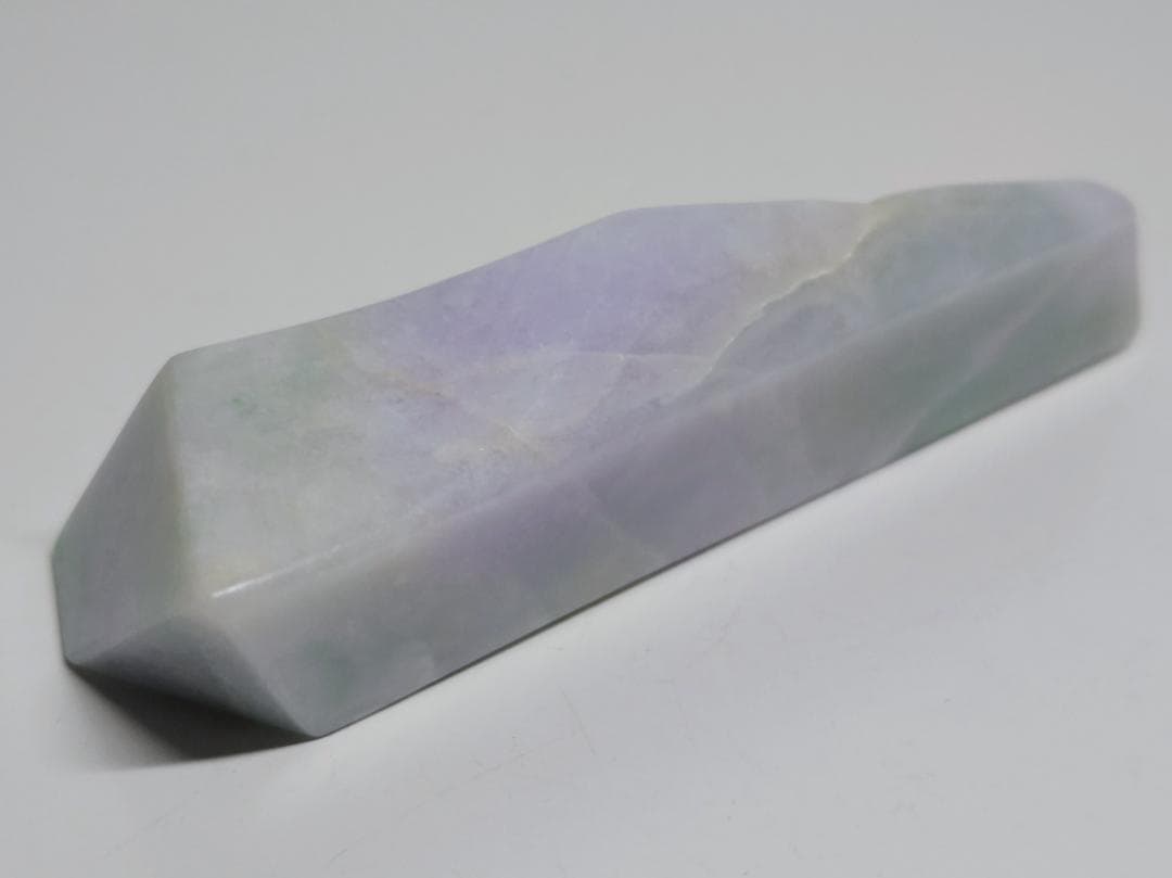 高透過・ラベ 125g 翡翠 ヒスイ 鑑賞石 原石 自然石 誕生石 鉱物 鉱石