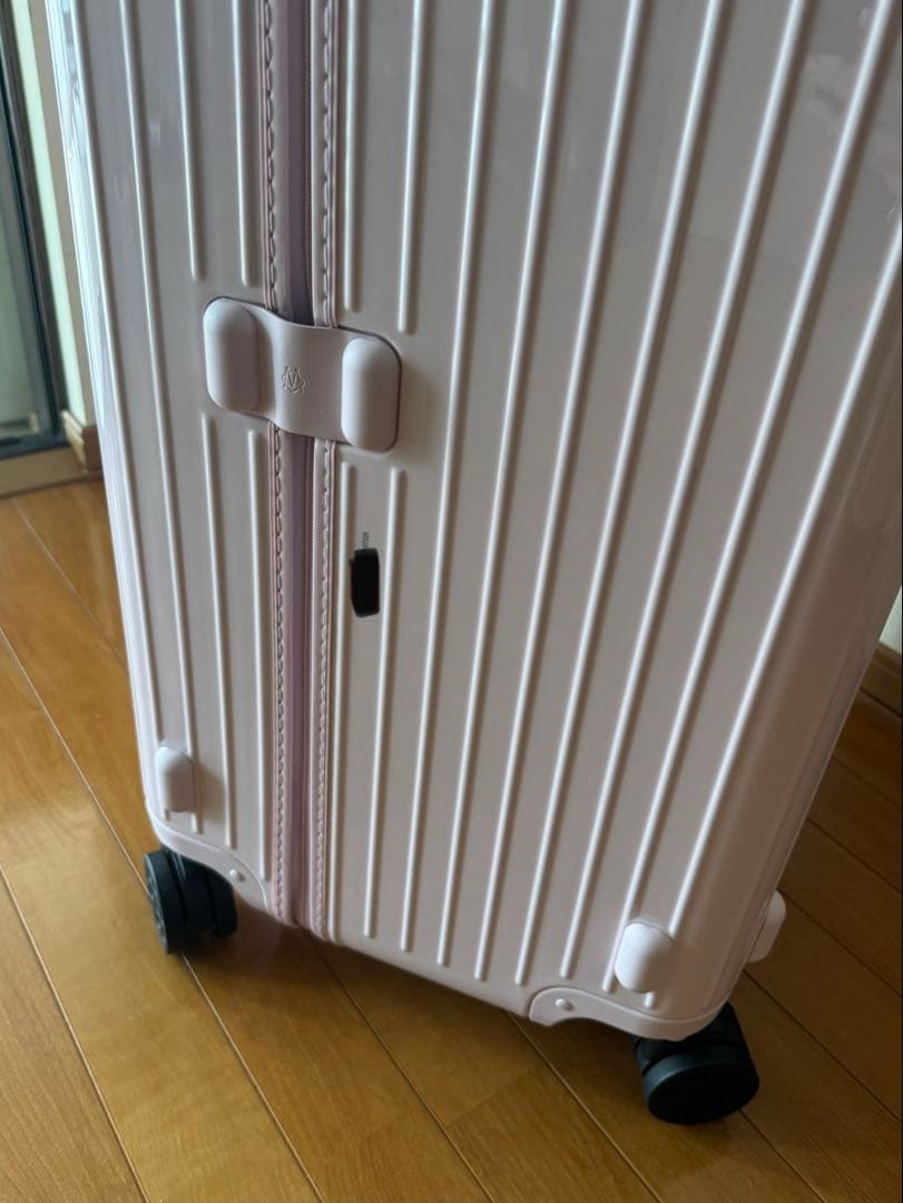 【うさぎ】　新品　リモワ　バレリーナピンク　トランクプラス