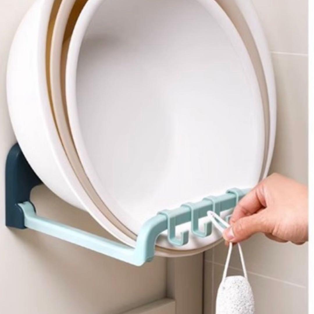 バスラック フック付　洗面器ホルダー　タオルホルダー　壁掛け 強力粘着 収納