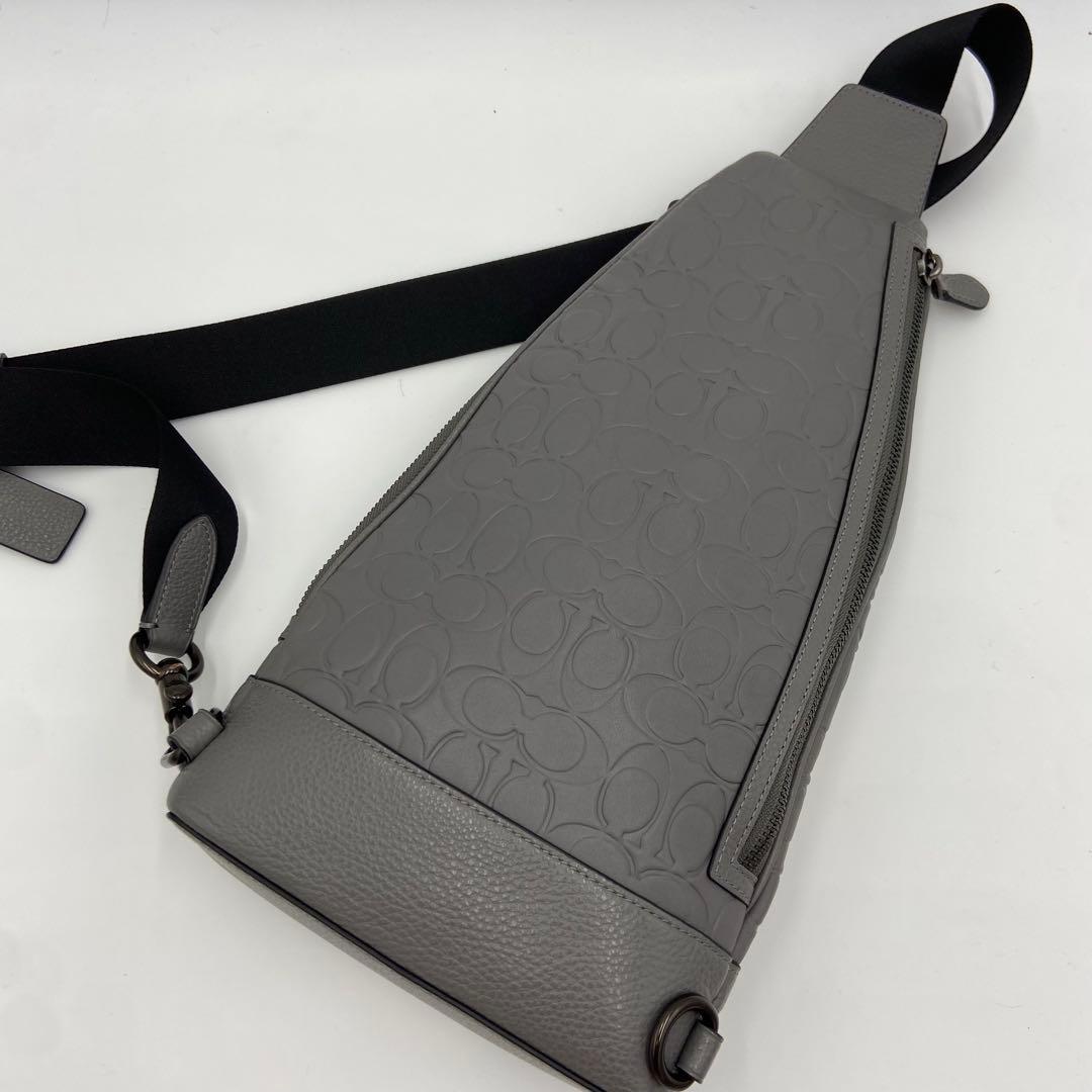 未使用級✨　コーチ ドミニク スリング パック シグネチャー レザー グレー