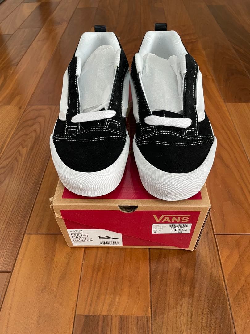 靴 VANS KNU SKOOL