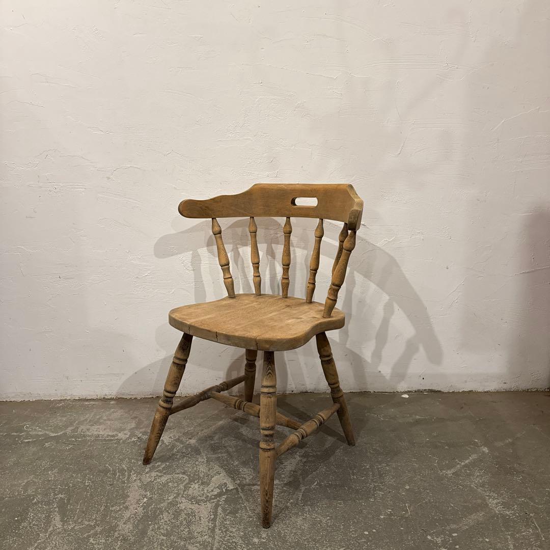 aia#ダイニングチェア　カフェチェア　剥離