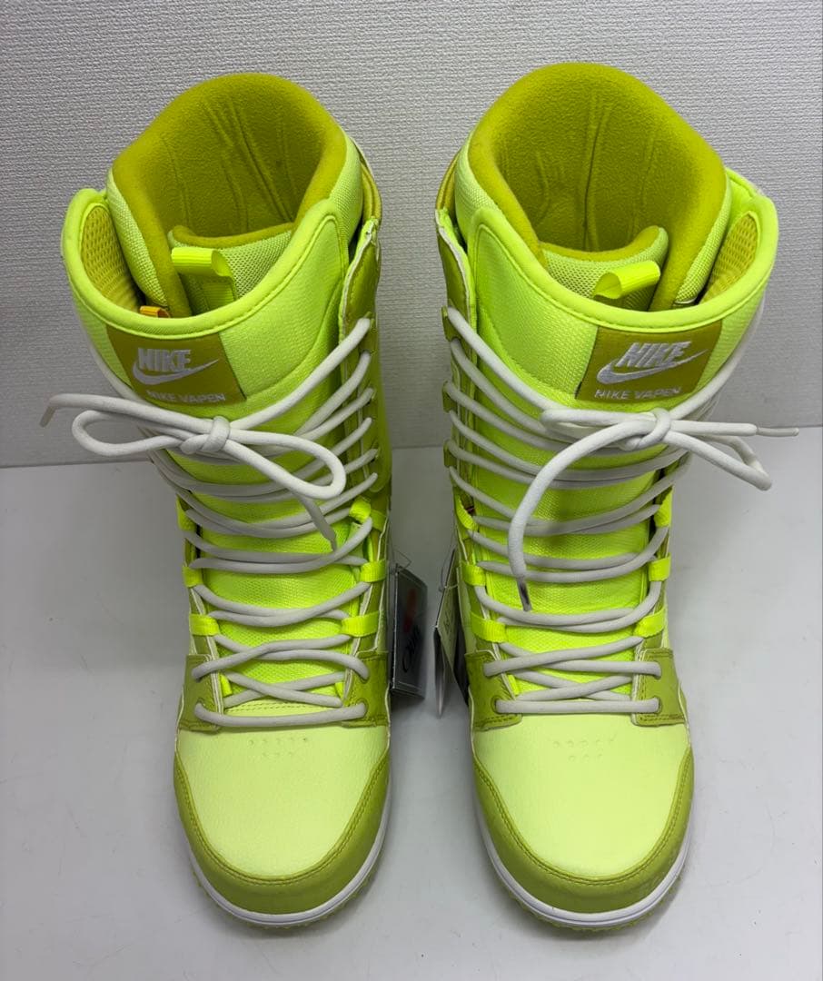未使用 希少 NIKE VAPEN ナイキ スノーボード ブーツ 28.5cm