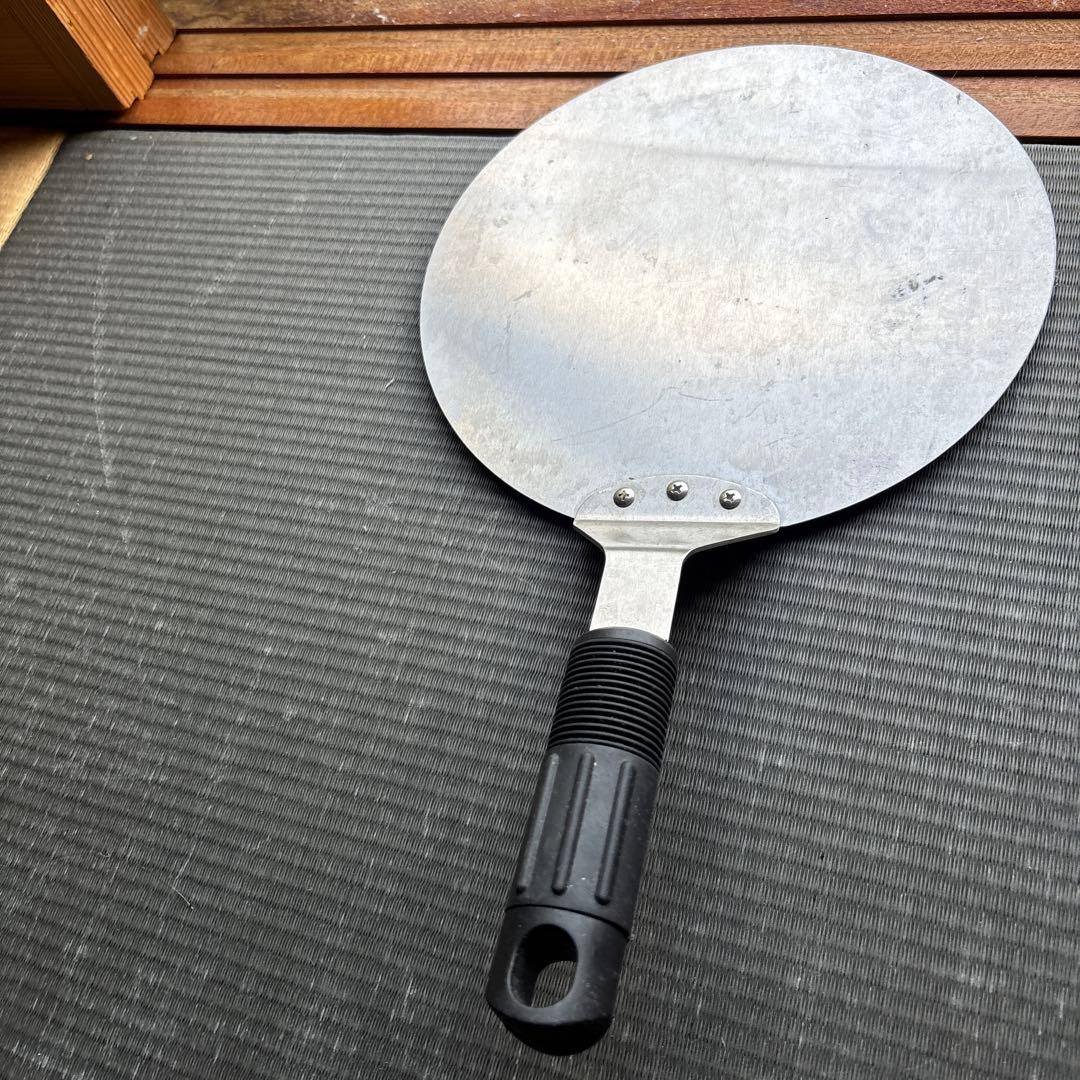 ピザ窯 ボーノ 燃料ペレット箱に入るだけサービスします！