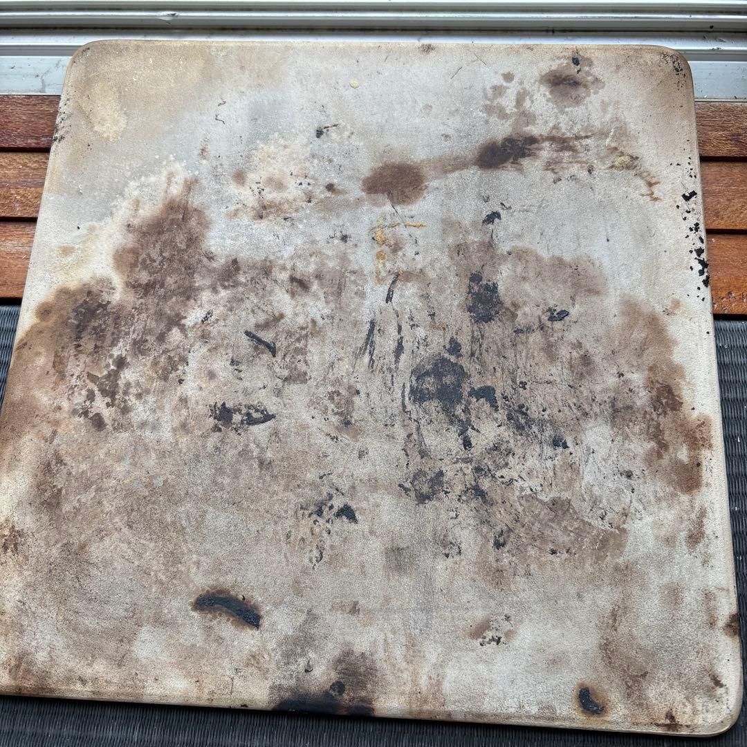 ピザ窯 ボーノ 燃料ペレット箱に入るだけサービスします！