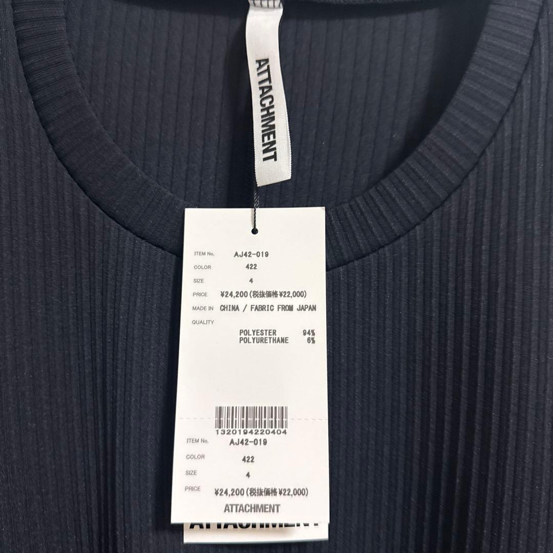 【新品】アタッチメント　プリーツカットソー　XLサイズ