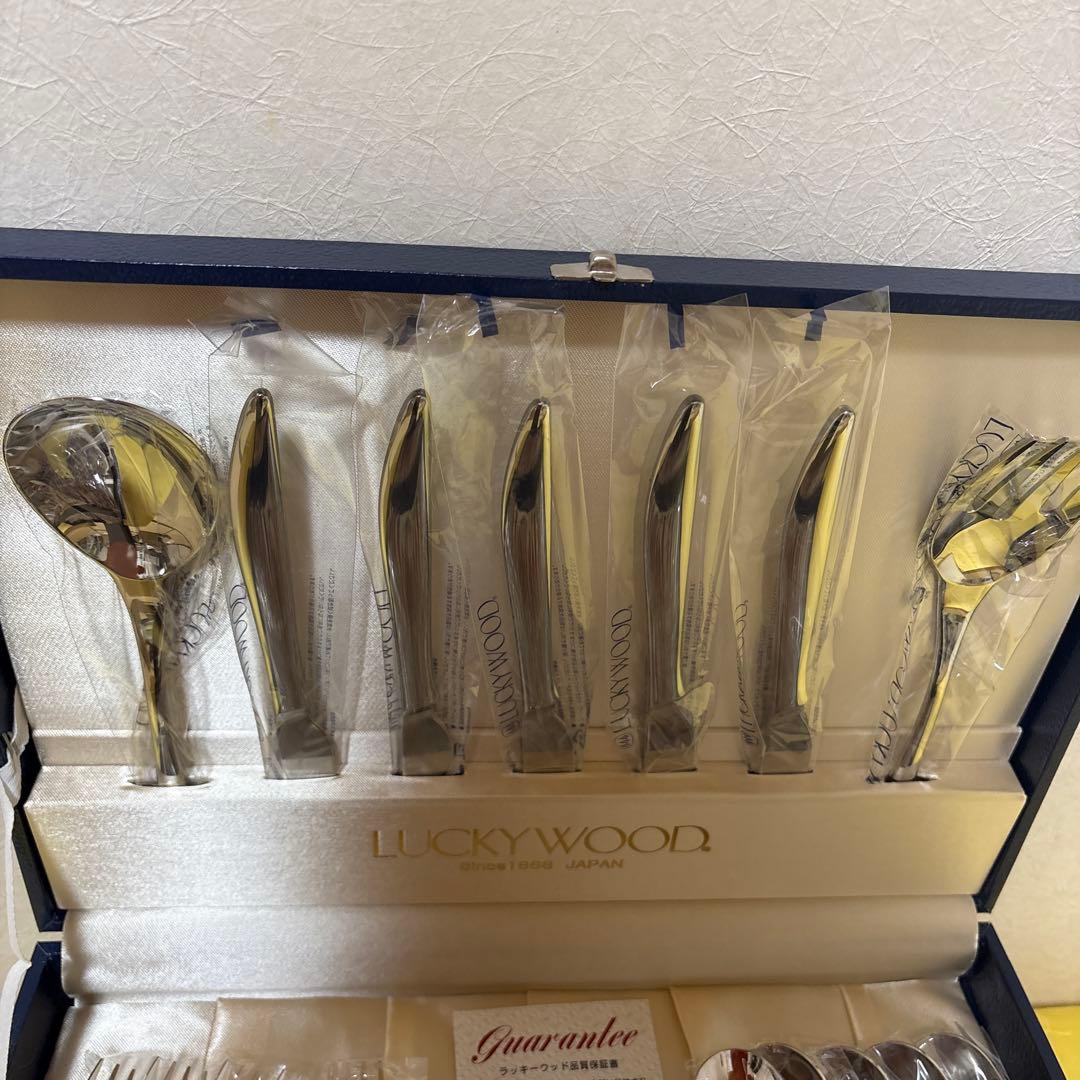 ラッキーウッド マリール ディナーセット〈38本セット〉 新品未使用品