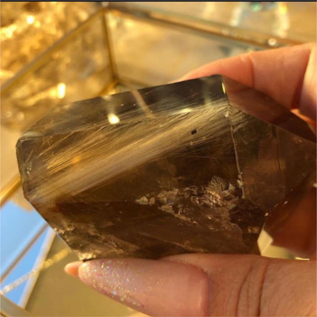 ルチルインスモーキークォーツ　億万長者から直接譲り受けたものです