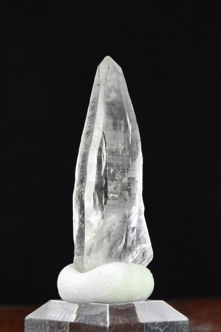 カイラス産 ルチルオンクォーツ